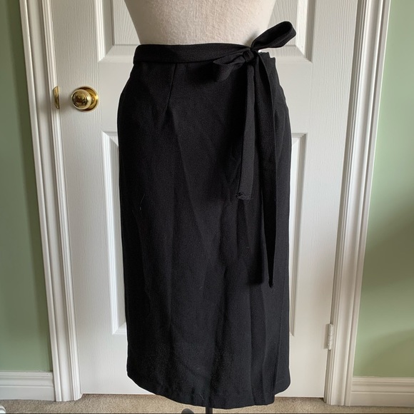 Mendocino (Gilbert) Black Midi Wrap Skirt - Picture 2 of 4